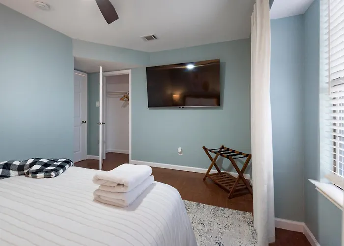 Holiday home Hot Tub, Game Room, Fire Pit Round Rock