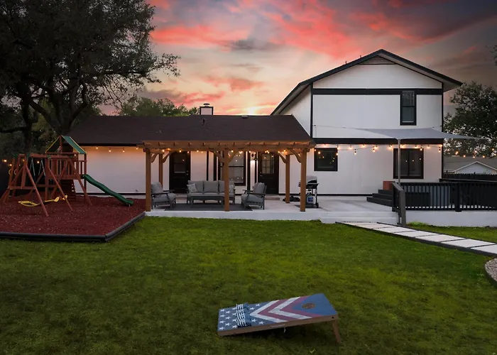 Holiday home Hot Tub, Game Room, Fire Pit *